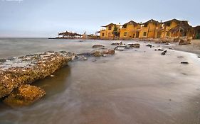 Hotel Kamariat Bay